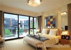 鬼节出生的人床头朝向那里好