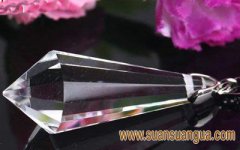 床头柜上摆什么能招来偏财?