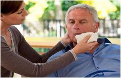 八字算命：八字富而有残