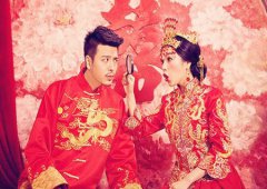 八字算命：异性缘好的女命八字