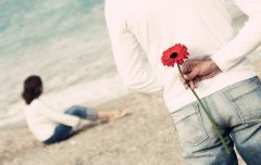 八字算命：八字看示爱