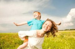 八字算命：八字测母