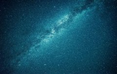 八字算命：八字天河水