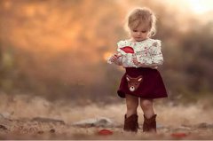 2020鼠年五月二十六日出生女孩如何起名？