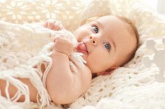 2020年农历三月初四日出生的女宝宝如何起名？