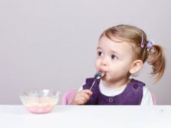 2020年农历三月十二日出生的女宝宝如何起名？