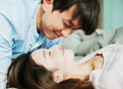 十二星座男人较宠你的瞬间