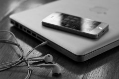 有了爱情之后，这些星座的手机从不关机