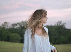 12星座爱上了不爱自己的人