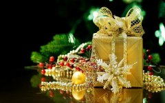 2019己亥年平安夜酉时出生喜用神是火吗？