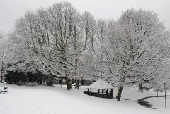 2019年大雪前一天是开业吉日吗,2019大雪是哪一天几点几分？