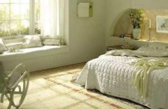 2019年十二月初四日适合装修动土吗？