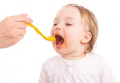 2019年农历六月初三是吉日吗，初三出生的女孩什么命？