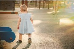 2020年农历四月初四日出生的女孩命好吗?