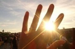 2020年农历四月初四黄历宜忌，可以装修动工吗？