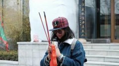 2020年农历二月二十五这一天去祈福合适吗