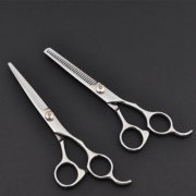 2020年农历十二月初九理发好吗？运势如何？