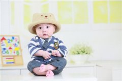 2020年农历八月半中秋节出生男孩什么命,大富大贵吗?