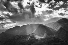 2021年农历六月十二日适不适合出殡,当天的卦象如何