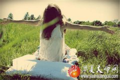 易经命理分析什么八字的人早年辛劳晚年富贵安逸？