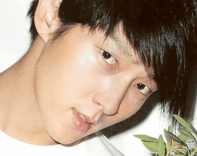 风水相术详解眼白多的男人命运好不好