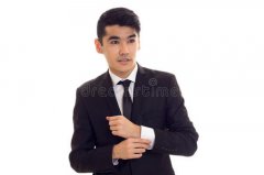 风水相术解惑左手有凤眼纹的男人事业运好不好？