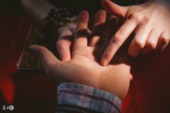 手相算命分析手相怎么看财运？