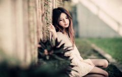 ​​​​​​​什么是天上火命？三世书算命天上火命的人适合戴金配饰吗？