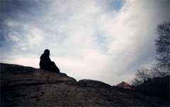 【算命网站实例】八字分析事业财运怎样？没有偏财运如何破？