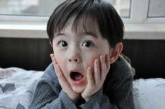 易经起名:何姓男孩名字大全