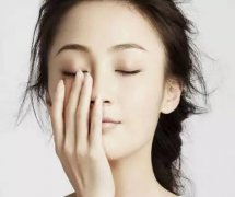 风水相术：哪些女人是有魅力的？有魅力的女人手相有哪些特征？