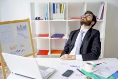 周易八字算命炉中火命做什么生意好？