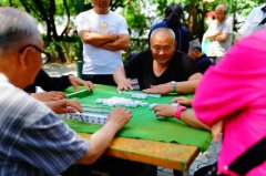 周易算命_这种手相的人，逢赌必输！