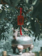 周易八字测算_透与藏所发挥的作用有什么差异