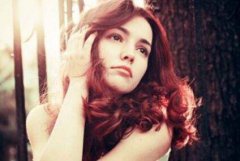 占卜算卦_2020年农历八月十九理发吉不吉利？周易卦象好不好？