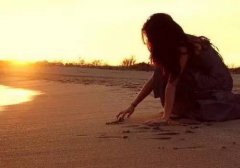 霹雳火命的人是哪一年出生的？八字算命霹雳火命的人是劫财格吗？