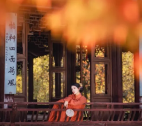 阴历生辰八字算命_不善于谈情说爱的人八字有哪些特征?