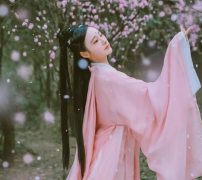 算命先生_给她花了好多钱却不让我碰我们俩什么时候能结婚