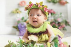 如何起名字？2020年处暑出生女孩五行缺金看八字起名字（图解）