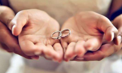 生辰八字分析_相差十多岁的姐弟恋能幸福吗？（算命先生解析）