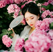 周易算命面相_女生哪里有痣能看出旺夫？