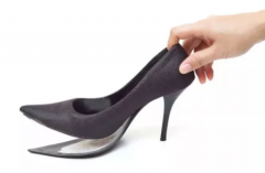 风水专家_解析七月十五将至这两类物品不丢会影响财运（禁忌）