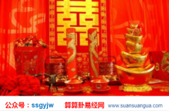 合八字算命_大师分析天干三个乙木伤官的女命婚姻（婚缘）