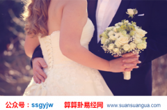 看相算命网_大师浅谈先苦后甜事业财运步步登高的特征（手相）