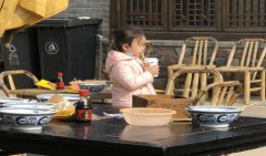 农历2021年10月31日九月二十六出生的女孩合八字算命（图文）