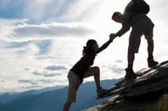 免费八字算命：八字中的贵人教你怎样去招贵人