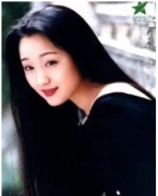 周易八字算命：杨钰莹八字赏析_真人一对一算命特准的网站