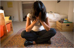 <b>二两六钱女命是穷命吗?八字称骨算命真的会离婚吗?</b>