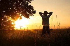 男命八字多正财：​财旺之人讲求功名利益【财运测算​】