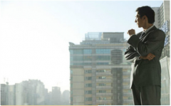 <b>比肩格男命详解：比肩格男命的含义【在线八字算命】</b>